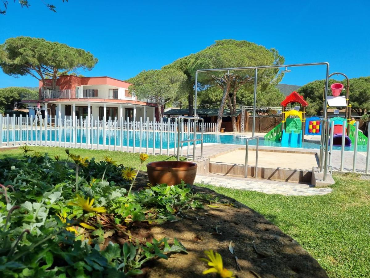 Camping Lacona Pineta Capoliveri  Extérieur photo