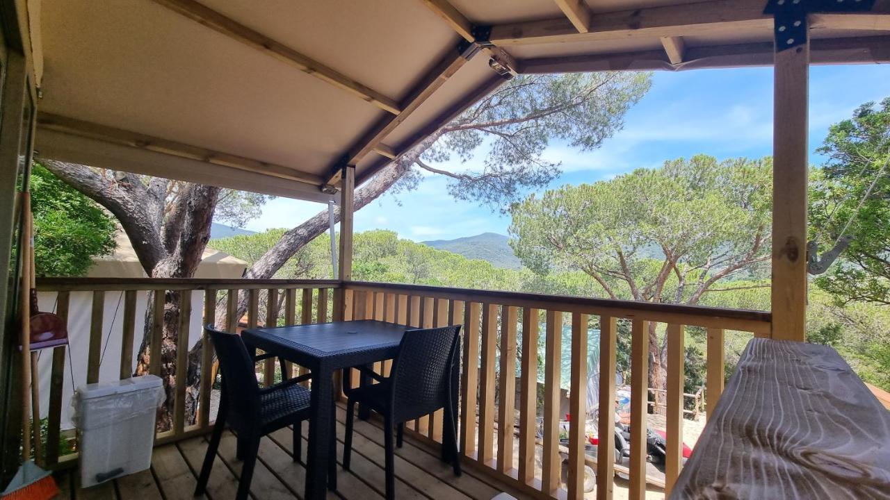 Camping Lacona Pineta Capoliveri  Extérieur photo