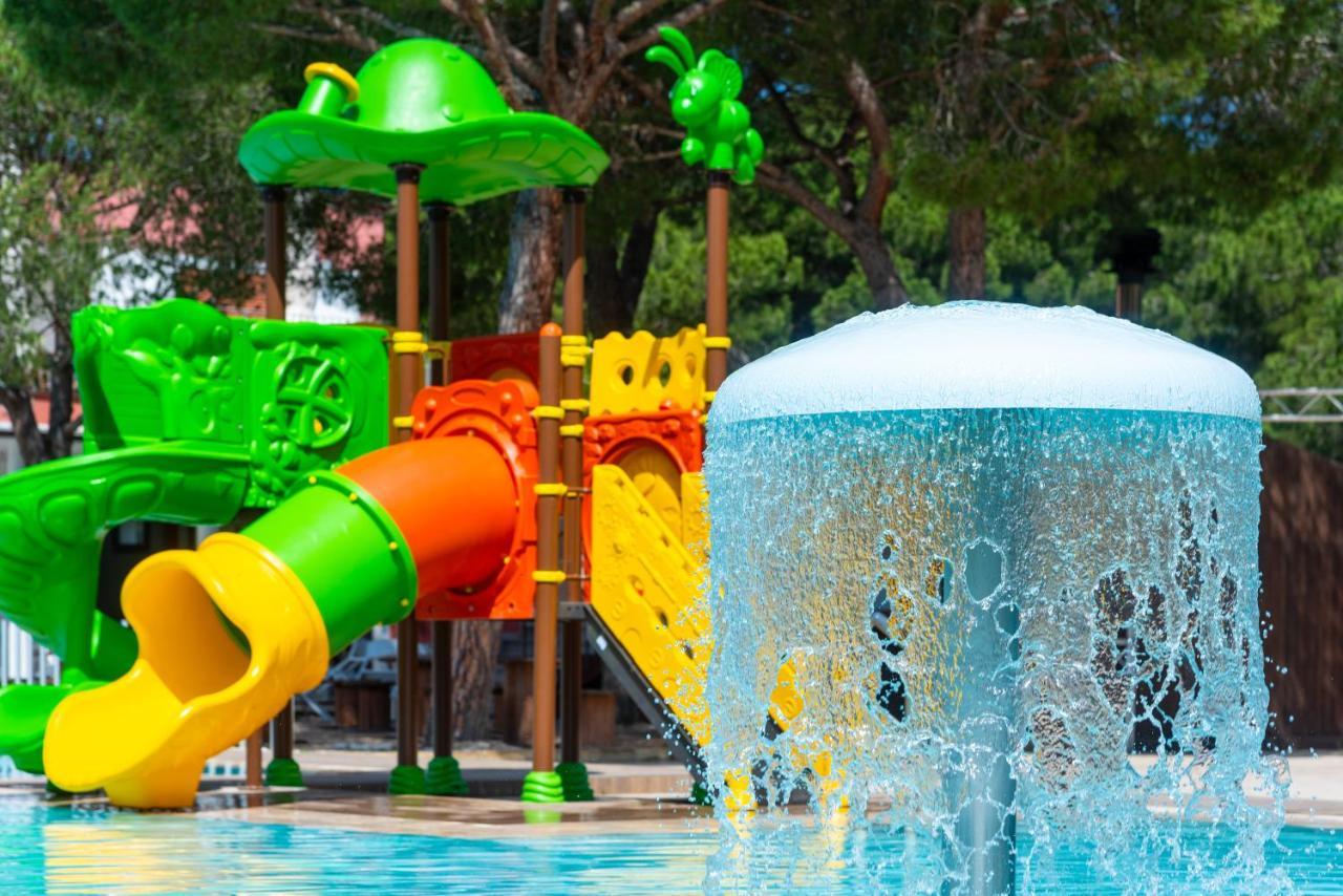 Camping Lacona Pineta Capoliveri  Extérieur photo