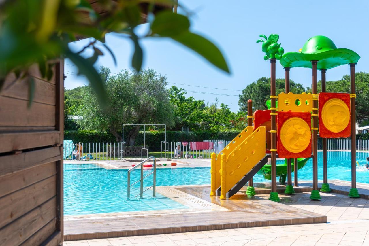 Camping Lacona Pineta Capoliveri  Extérieur photo