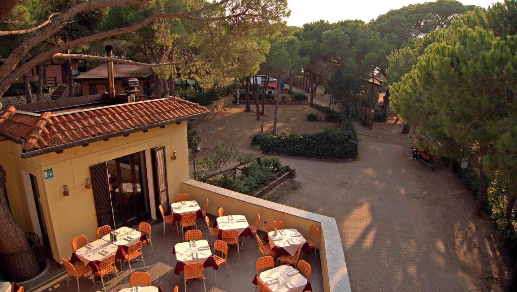 Camping Lacona Pineta Capoliveri  Extérieur photo